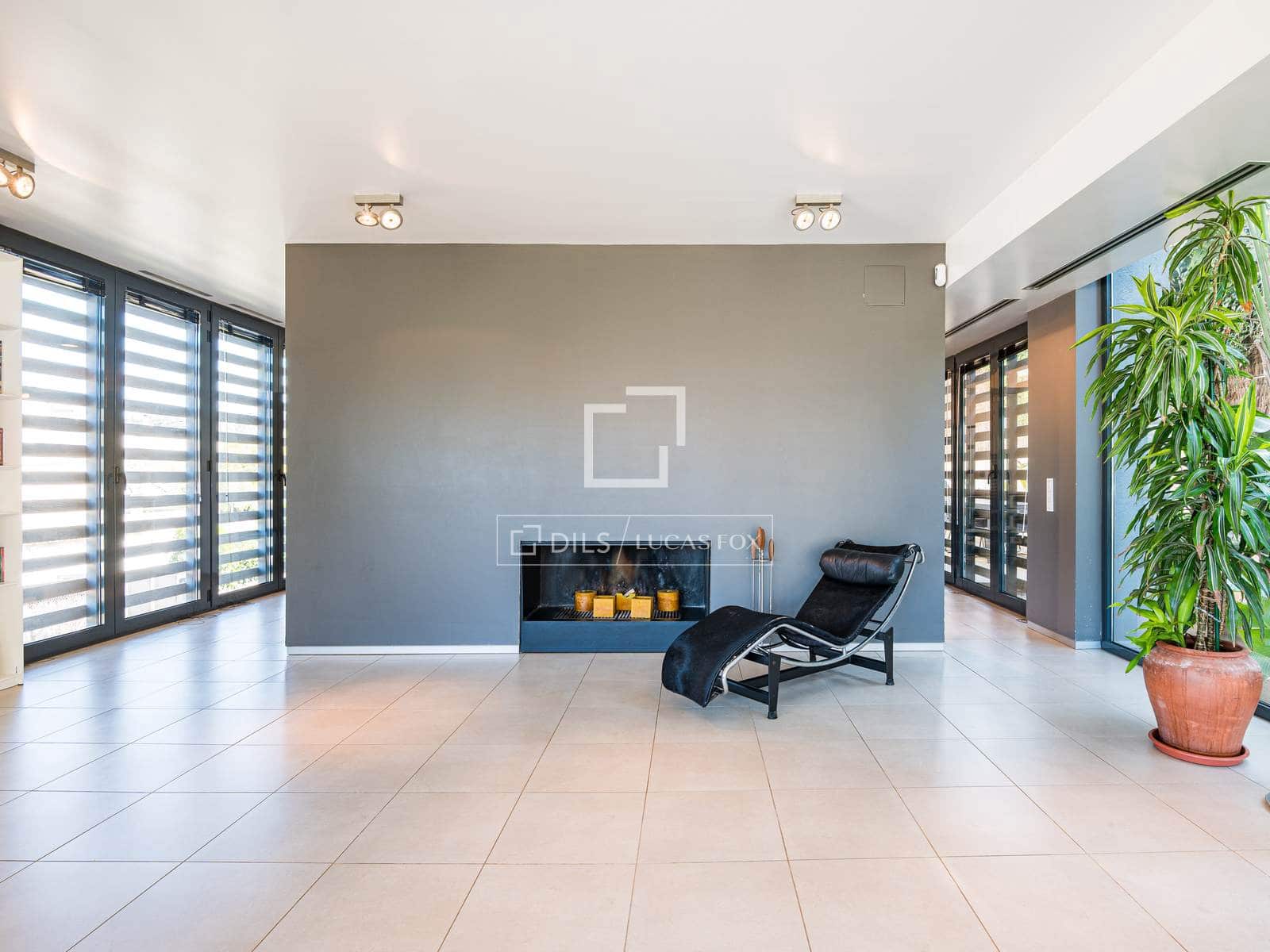 6 bedroom Villa for sale in Valldoreix with pool garage - € 1,950,000 (Ref: 9699231)