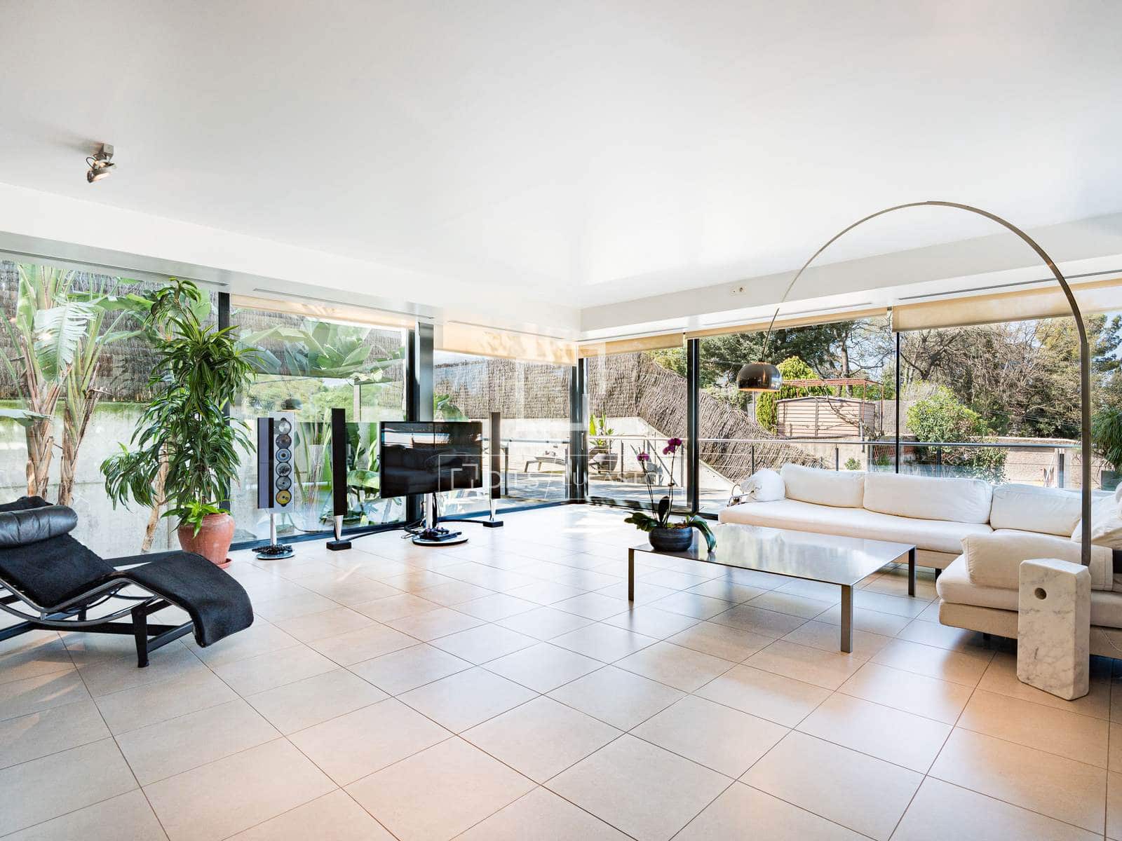 6 bedroom Villa for sale in Valldoreix with pool garage - € 1,950,000 (Ref: 9699231)