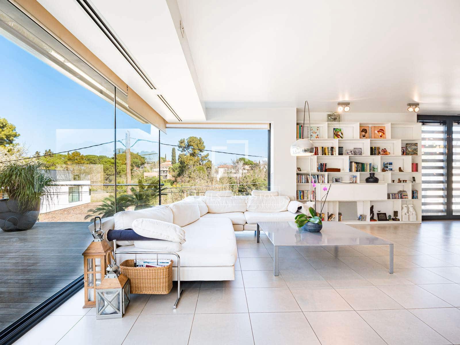 6 bedroom Villa for sale in Valldoreix with pool garage - € 1,950,000 (Ref: 9699231)