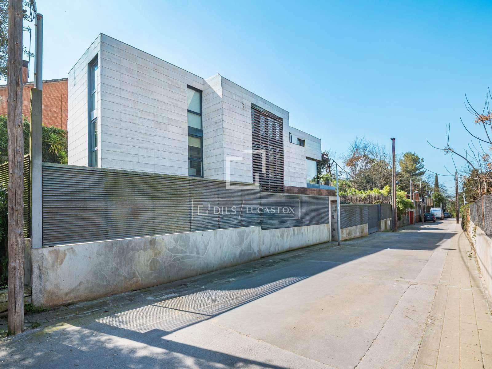 6 bedroom Villa for sale in Valldoreix with pool garage - € 1,950,000 (Ref: 9699231)