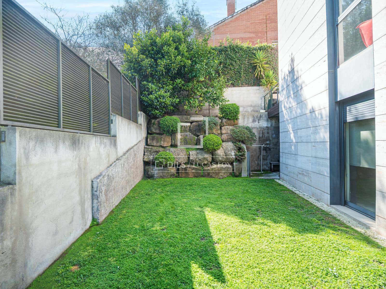 6 bedroom Villa for sale in Valldoreix with pool garage - € 1,950,000 (Ref: 9699231)