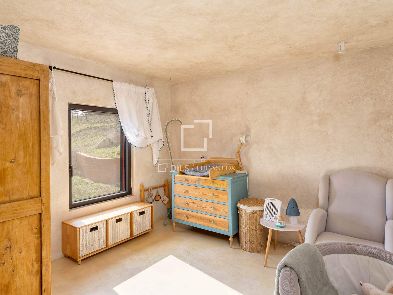 8 bedroom Finca/Country House for sale in Orfes with pool - € 2,200,000 (Ref: 9699676)