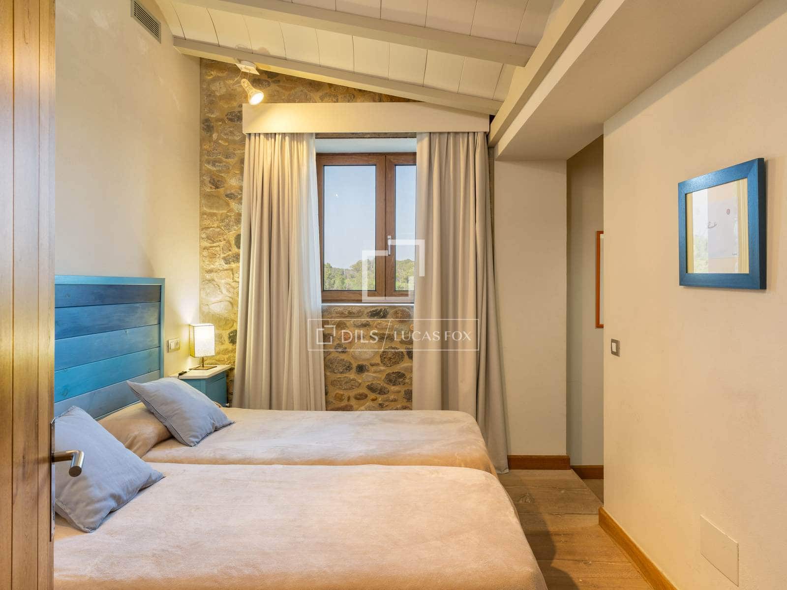 8 bedroom Finca/Country House for sale in Orfes with pool - € 2,200,000 (Ref: 9699676)