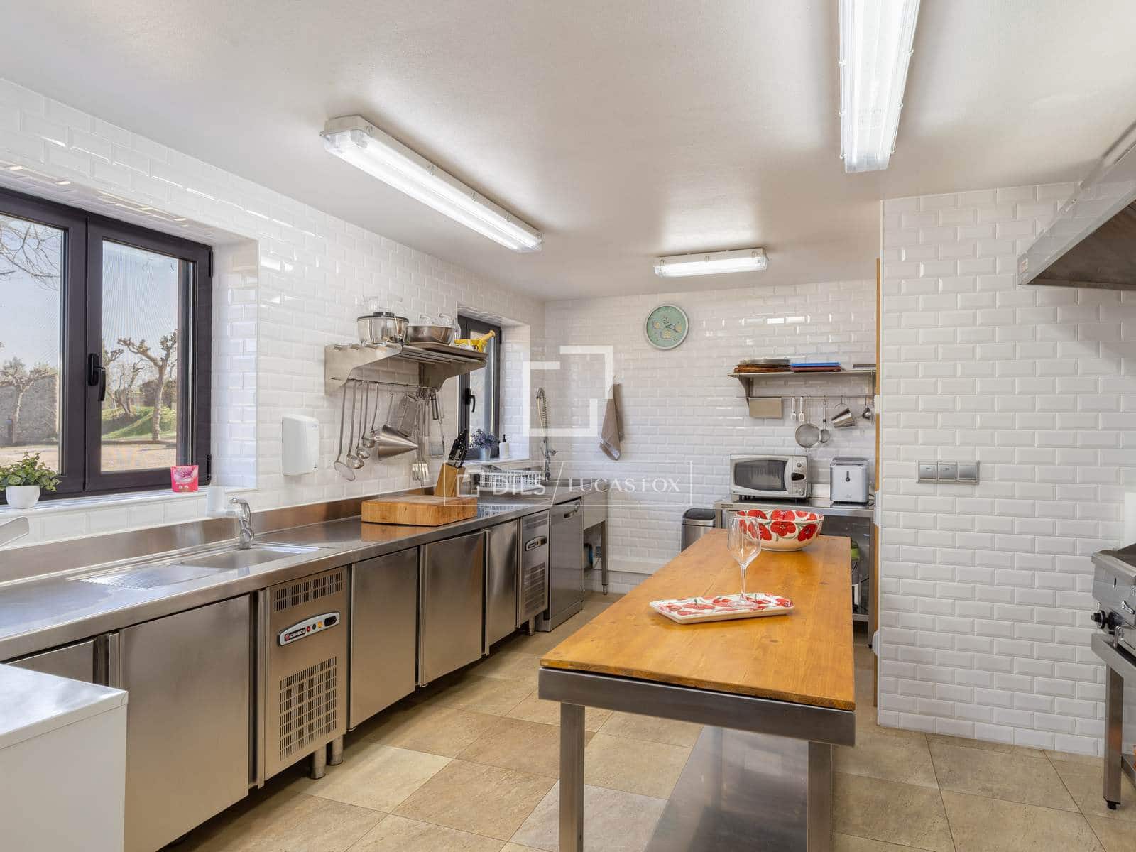 8 bedroom Finca/Country House for sale in Orfes with pool - € 2,200,000 (Ref: 9699676)