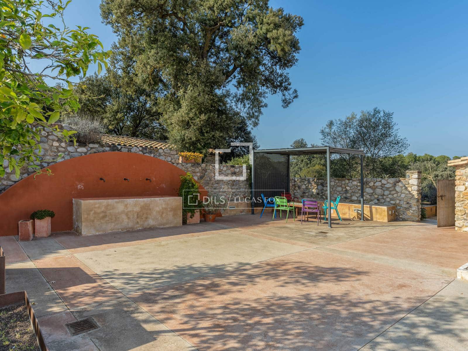 8 bedroom Finca/Country House for sale in Orfes with pool - € 2,200,000 (Ref: 9699676)