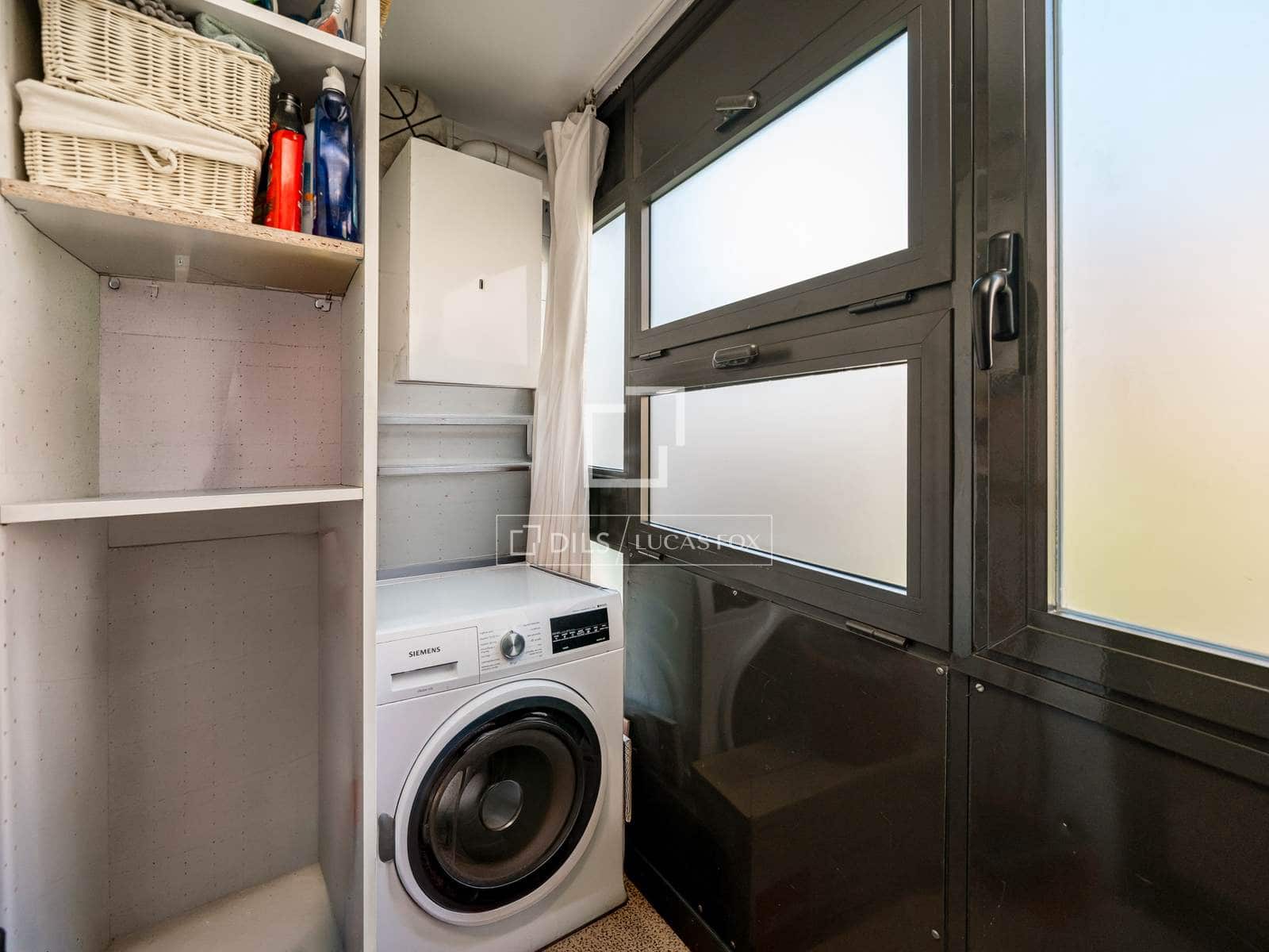 4 bedroom Apartment for sale in Madrid city with pool garage - € 1,089,000 (Ref: 9699677)