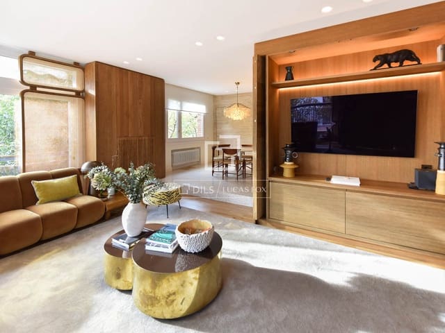 Apartamento de 4 habitaciones en Barcelona ciudad en venta con garaje - 1.990.000 € (Ref: 9699678)