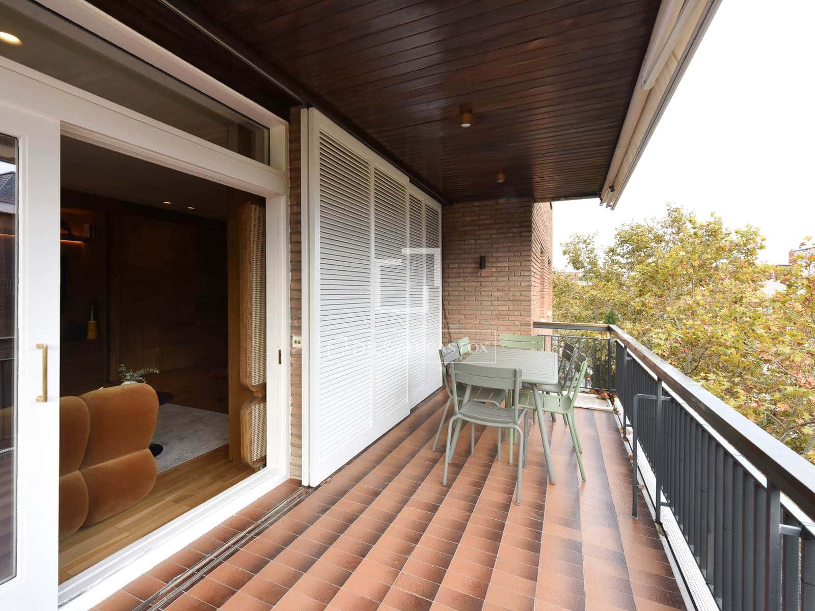 Apartamento de 4 habitaciones en Barcelona ciudad en venta con garaje - 1.990.000 € (Ref: 9699678)