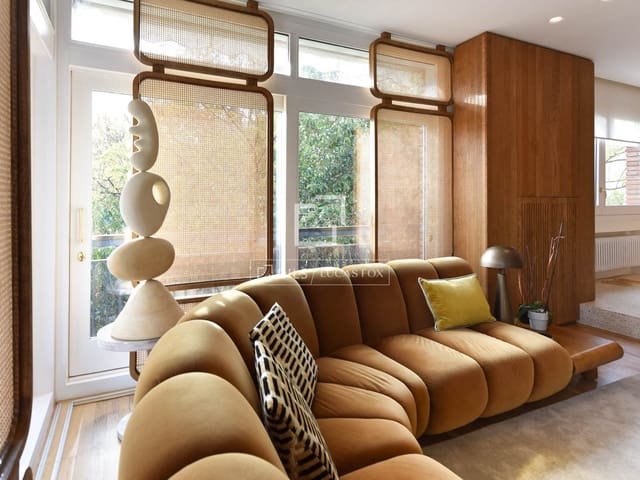 Apartamento de 4 habitaciones en Barcelona ciudad en venta con garaje - 1.990.000 € (Ref: 9699678)