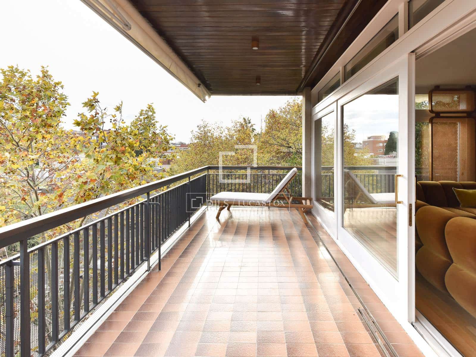 Apartamento de 4 habitaciones en Barcelona ciudad en venta con garaje - 1.990.000 € (Ref: 9699678)