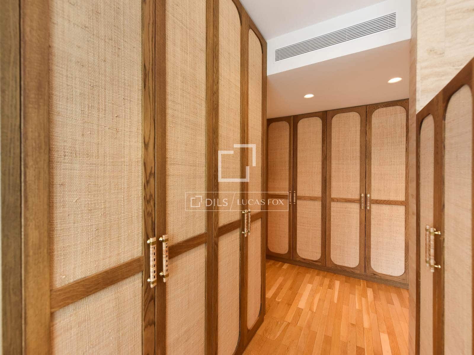 Apartamento de 4 habitaciones en Barcelona ciudad en venta con garaje - 1.990.000 € (Ref: 9699678)