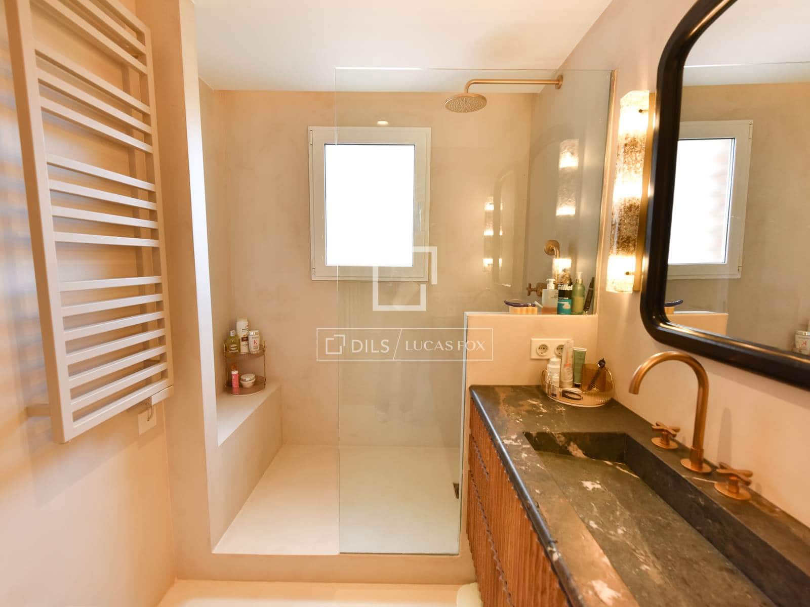 Apartamento de 4 habitaciones en Barcelona ciudad en venta con garaje - 1.990.000 € (Ref: 9699678)