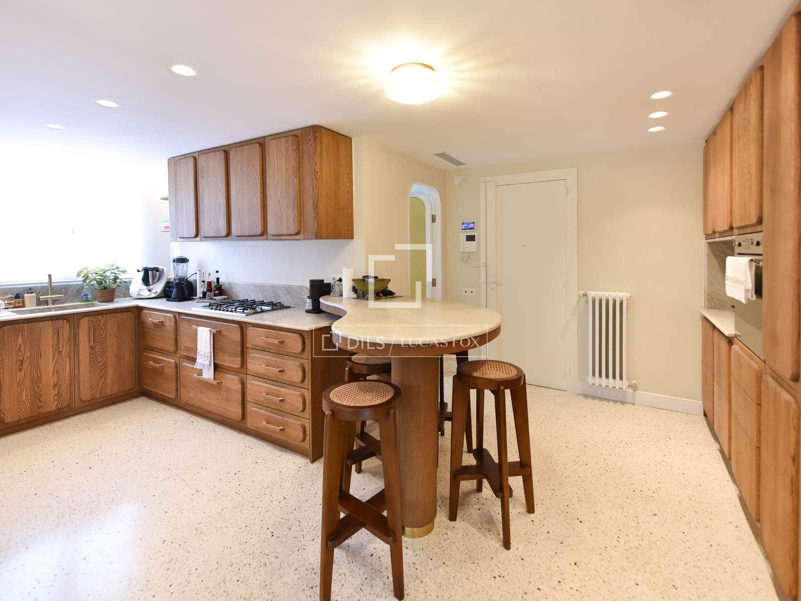 Apartamento de 4 habitaciones en Barcelona ciudad en venta con garaje - 1.990.000 € (Ref: 9699678)