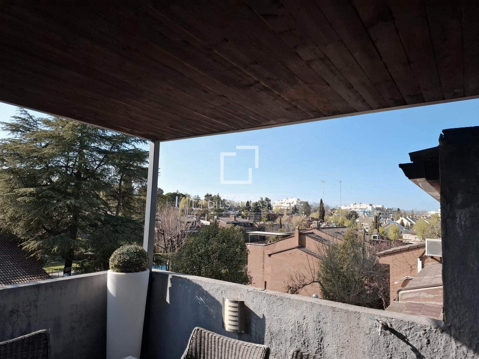 4 chambre Appartement à vendre à Alcobendas avec piscine garage - 1 650 000 € (Ref: 9699964)