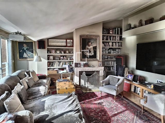 4 makuuhuone Huoneisto myytävänä paikassa Alcobendas mukana uima-altaan 
autotalli - 1 650 000 € (Ref: 9699964)