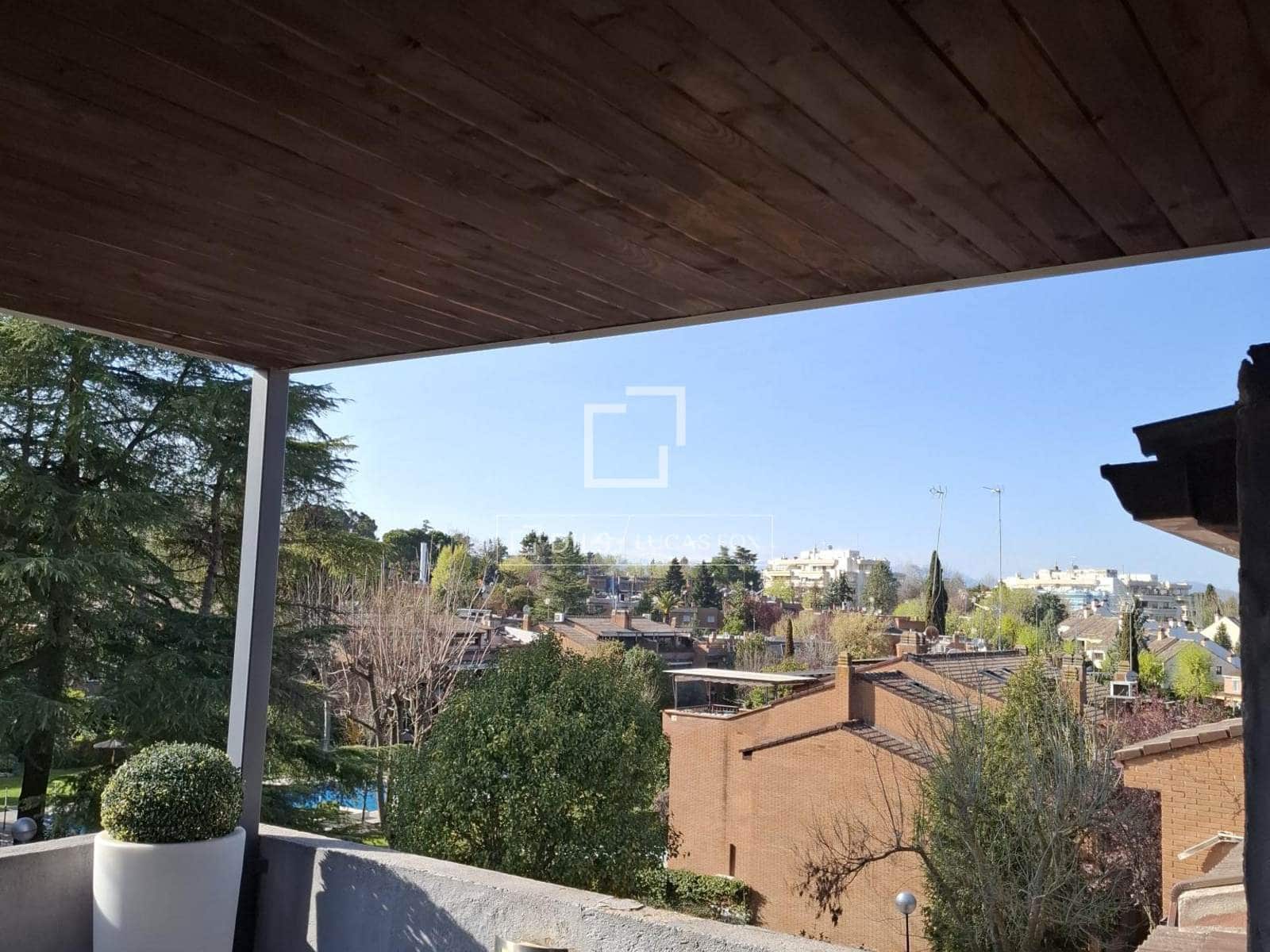 4 chambre Appartement à vendre à Alcobendas avec piscine garage - 1 650 000 € (Ref: 9699964)