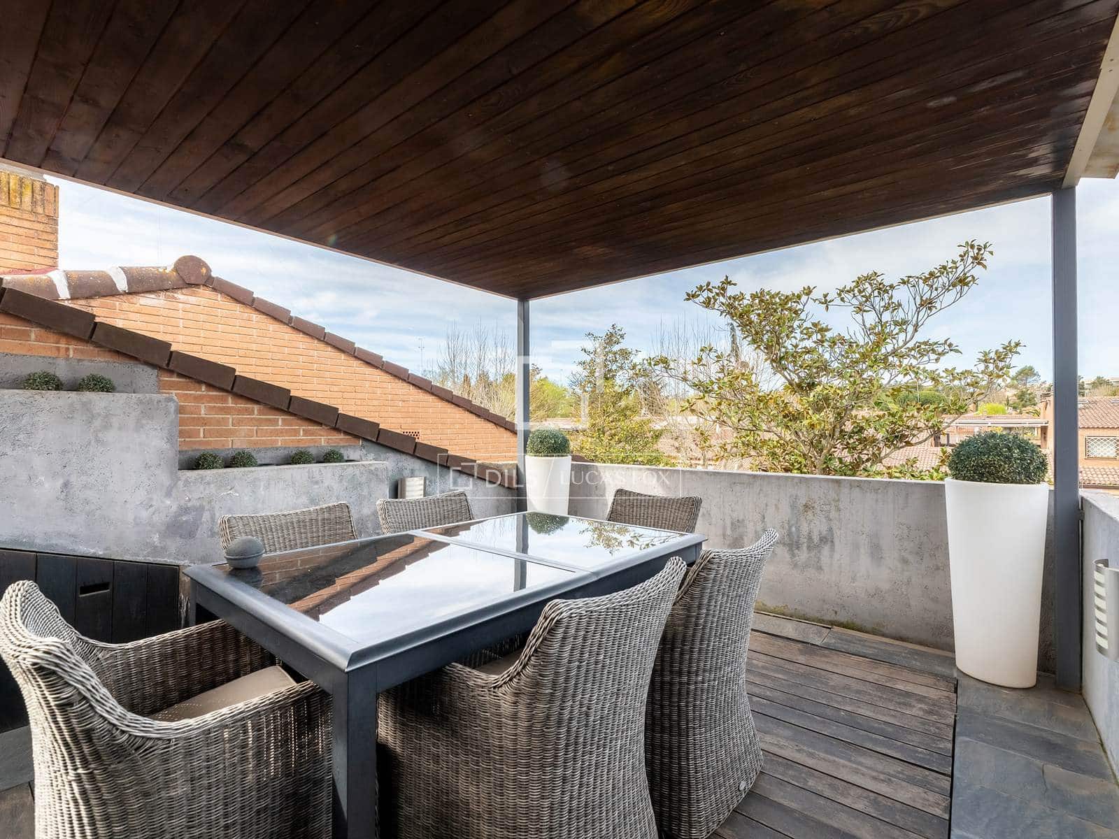 Apartamento de 4 habitaciones en Alcobendas en venta con piscina garaje - 1.650.000 € (Ref: 9699964)