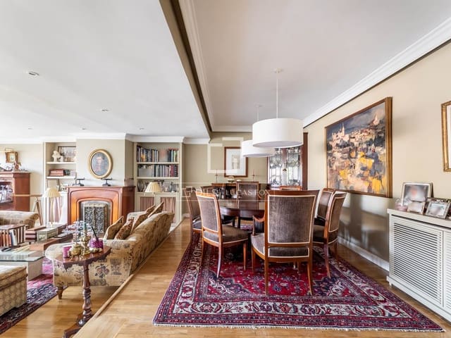 Apartamento de 4 habitaciones en Alcobendas en venta con piscina garaje - 1.650.000 € (Ref: 9699964)