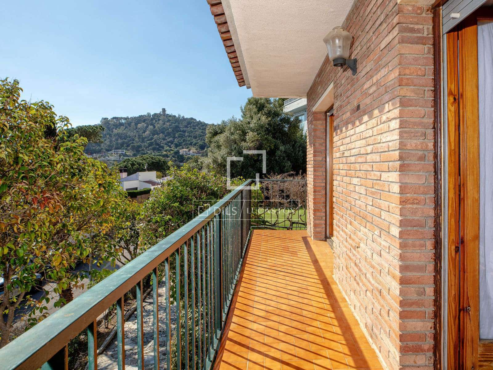 4 bedroom Villa for sale in Blanes with garage - € 1,575,000 (Ref: 9700059)