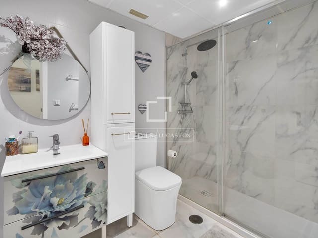 2 chambre Penthouse à vendre à Marbella avec piscine garage - 470 000 € (Ref: 9700064)