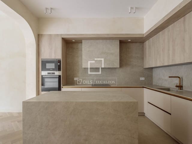 3 makuuhuone Huoneisto myytävänä paikassa Madrid kaupunki - 1 285 000 € (Ref: 9700149)