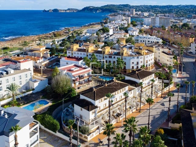 Apartamento de 3 habitaciones en Javea / Xàbia en venta con piscina - 449.000 € (Ref: 9700151)