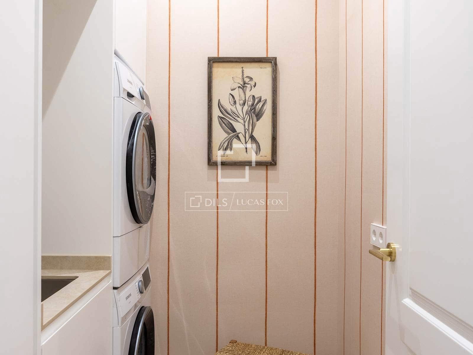 4 slaapkamer Appartement te koop in Madrid stad - € 7.850.000 (Ref: 9700152)