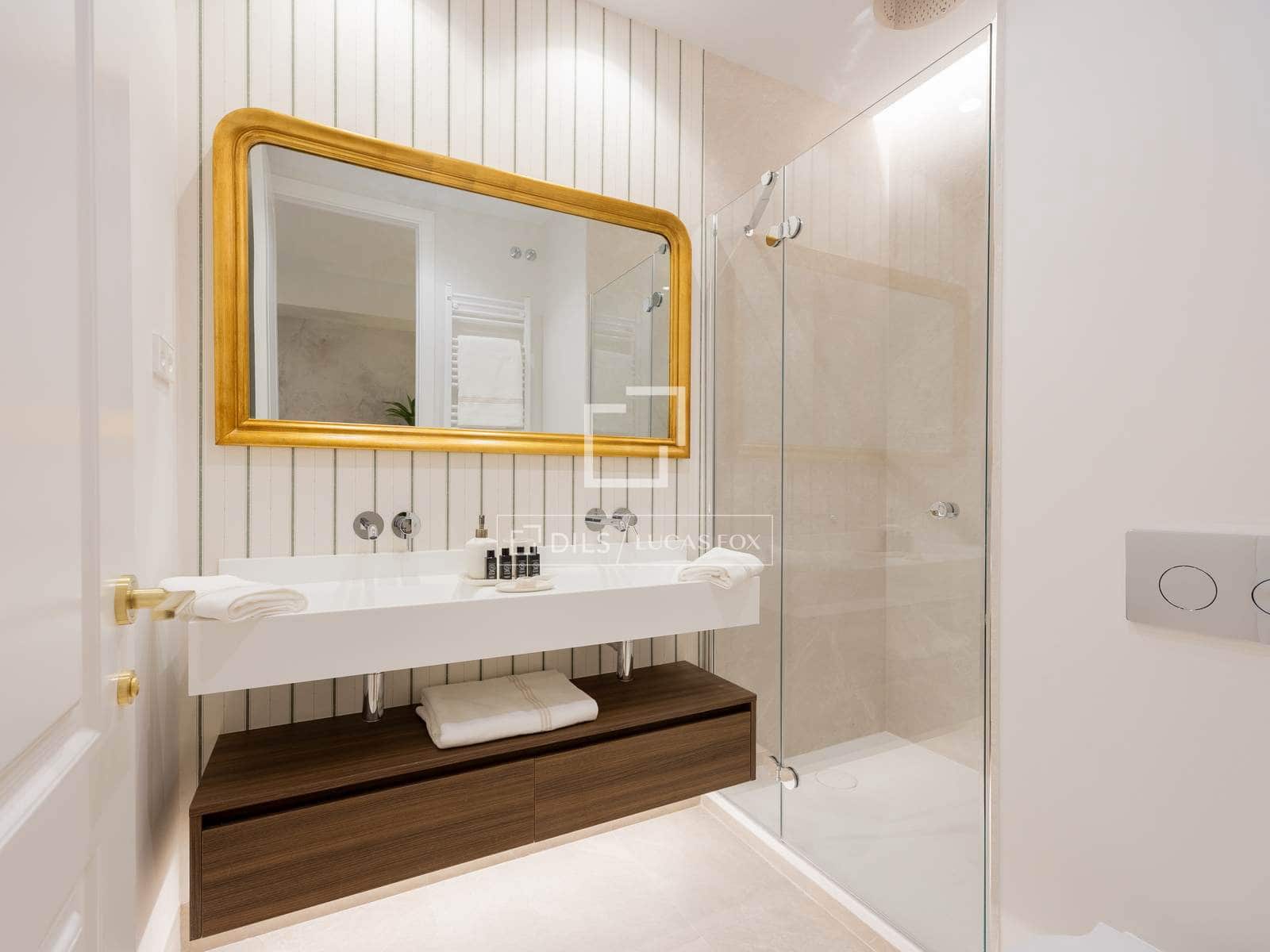 4 slaapkamer Appartement te koop in Madrid stad - € 7.850.000 (Ref: 9700152)