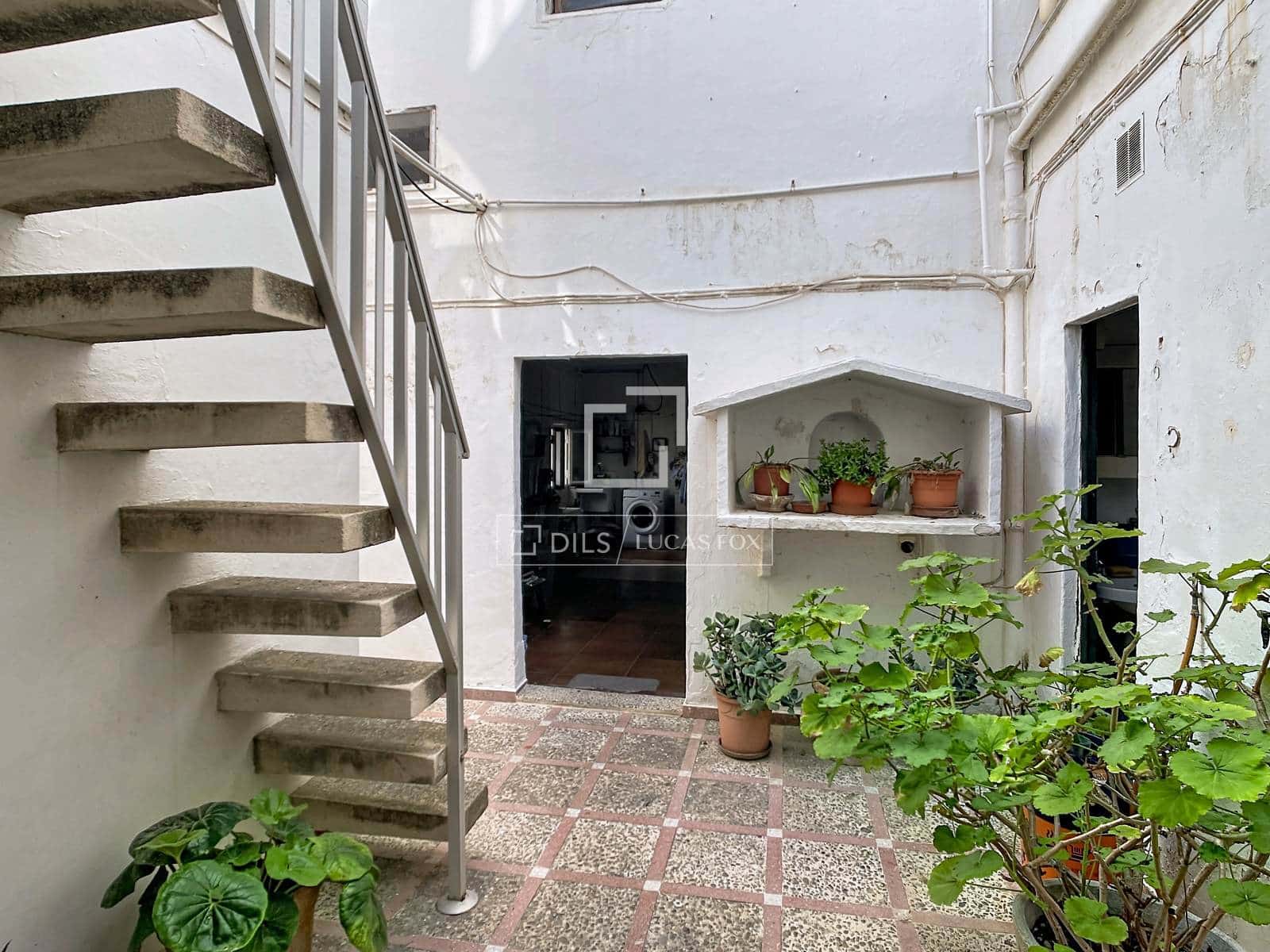 4 slaapkamer Villa te koop in Ciutadella de Menorca - € 685.000 (Ref: 9700153)