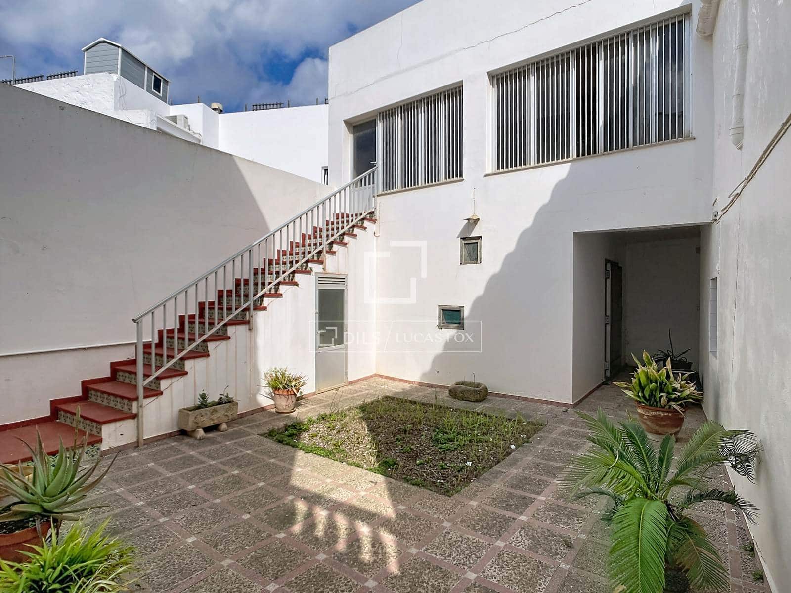 4 slaapkamer Villa te koop in Ciutadella de Menorca - € 685.000 (Ref: 9700153)