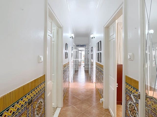 4 slaapkamer Villa te koop in Ciutadella de Menorca - € 685.000 (Ref: 9700153)