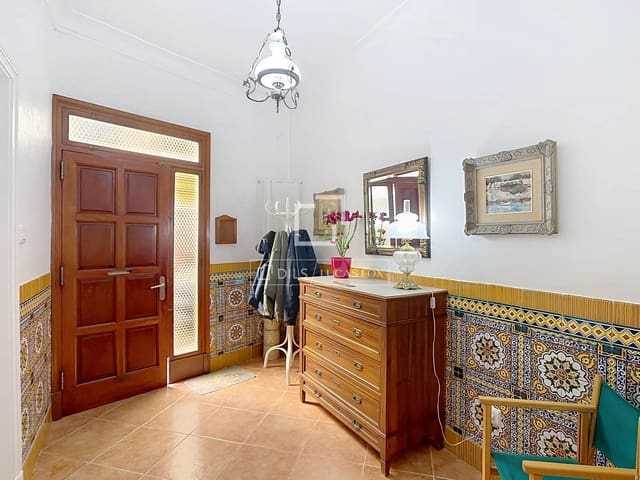 4 slaapkamer Villa te koop in Ciutadella de Menorca - € 685.000 (Ref: 9700153)