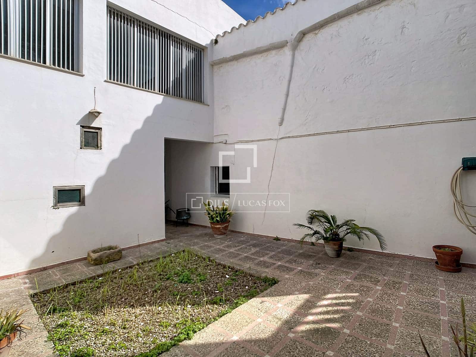 4 slaapkamer Villa te koop in Ciutadella de Menorca - € 685.000 (Ref: 9700153)