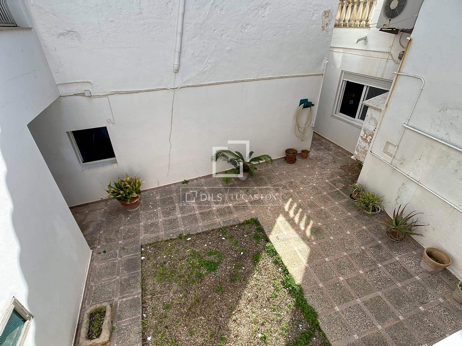 4 slaapkamer Villa te koop in Ciutadella de Menorca - € 685.000 (Ref: 9700153)