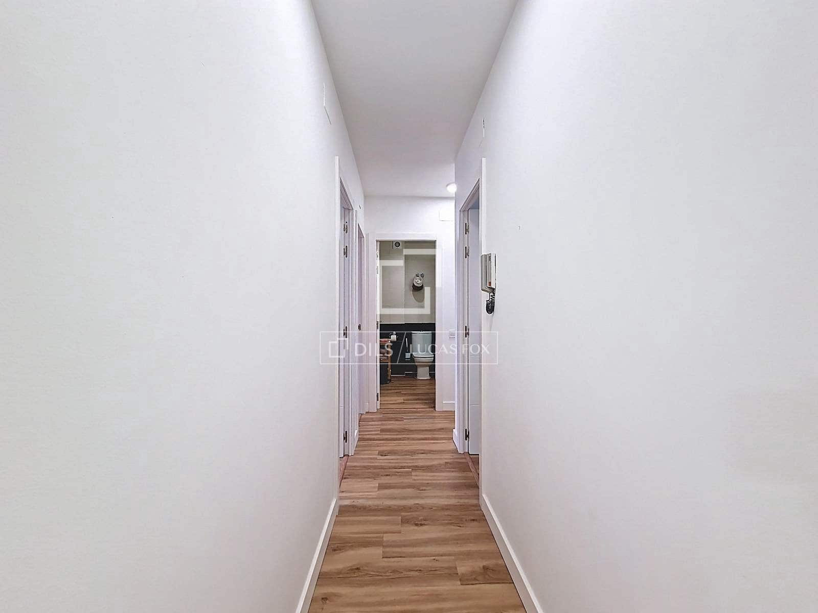 4 bedroom Villa for sale in Vilanova i la Geltru with garage - € 440,000 (Ref: 9700154)