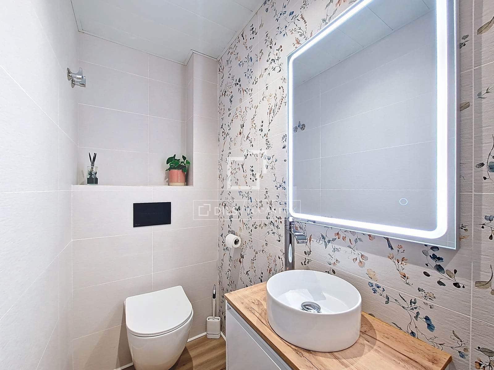 4 bedroom Villa for sale in Vilanova i la Geltru with garage - € 440,000 (Ref: 9700154)