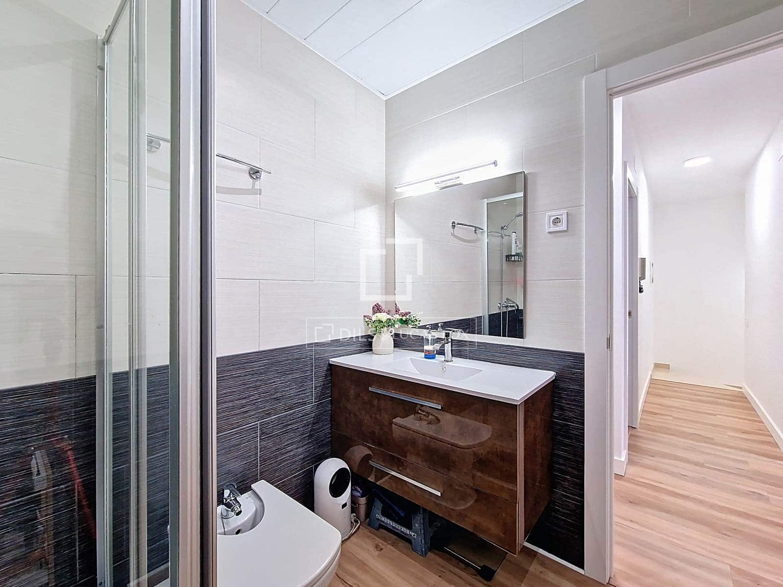 4 bedroom Villa for sale in Vilanova i la Geltru with garage - € 440,000 (Ref: 9700154)