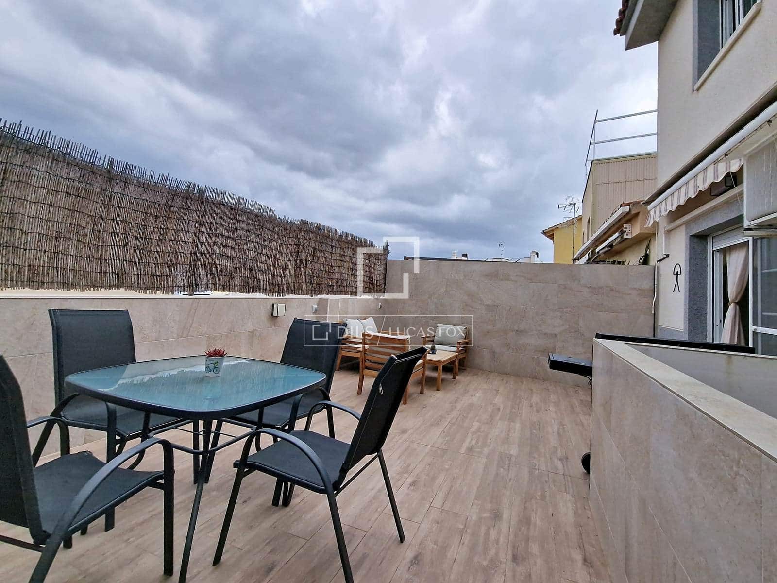 4 bedroom Villa for sale in Vilanova i la Geltru with garage - € 440,000 (Ref: 9700154)