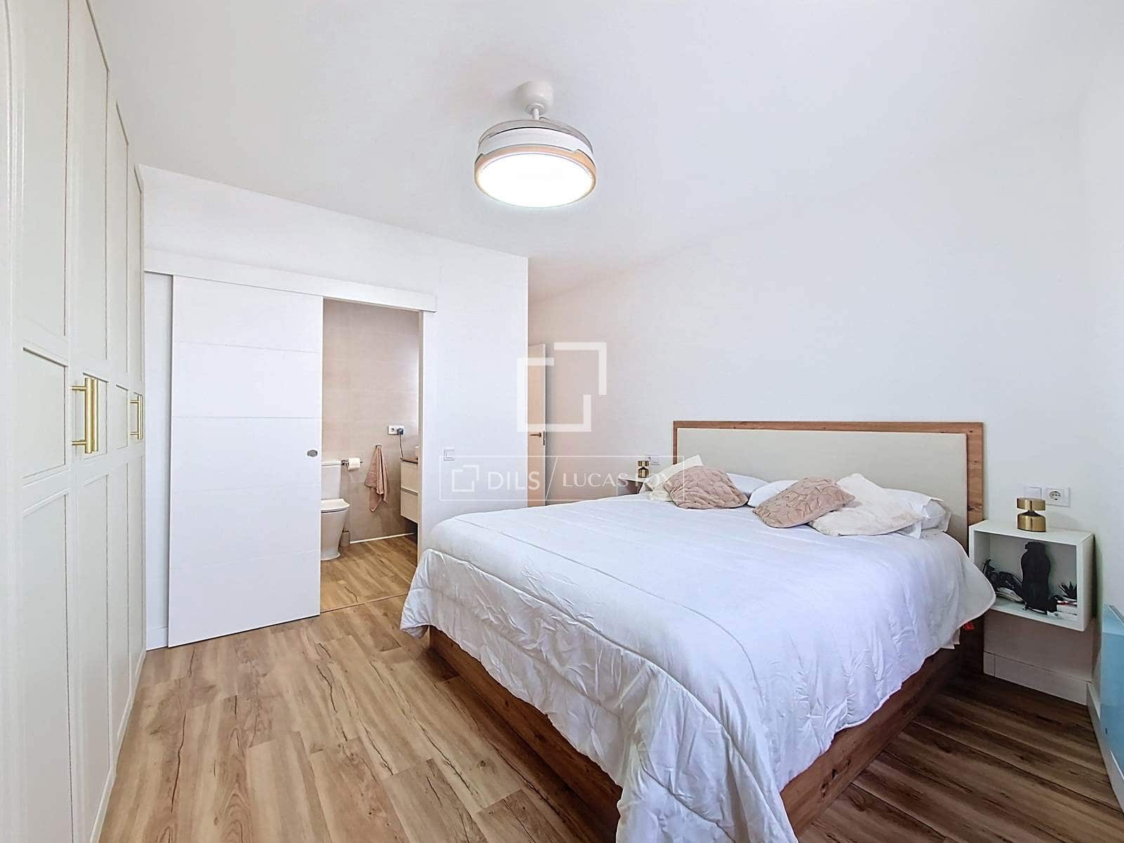 4 bedroom Villa for sale in Vilanova i la Geltru with garage - € 440,000 (Ref: 9700154)