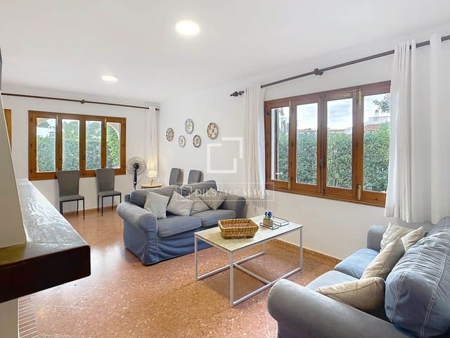 3 Zimmer Villa zu verkaufen in Ciutadella de Menorca mit Pool Garage - 750.000 € (Ref: 9700196)