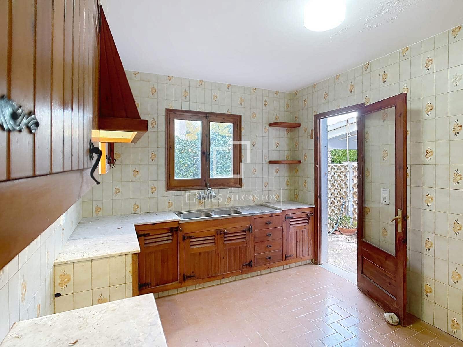 3 Zimmer Villa zu verkaufen in Ciutadella de Menorca mit Pool Garage - 750.000 € (Ref: 9700196)