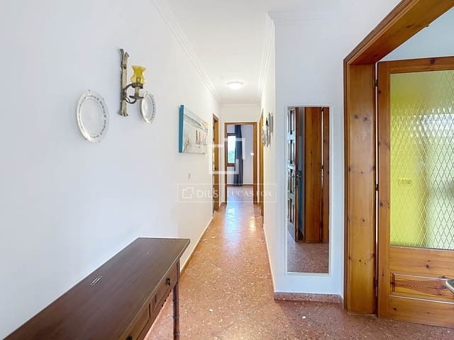 3 Zimmer Villa zu verkaufen in Ciutadella de Menorca mit Pool Garage - 750.000 € (Ref: 9700196)