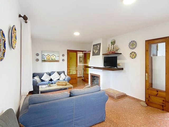 3 Zimmer Villa zu verkaufen in Ciutadella de Menorca mit Pool Garage - 750.000 € (Ref: 9700196)