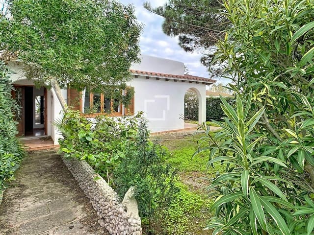 3 Zimmer Villa zu verkaufen in Ciutadella de Menorca mit Pool Garage - 750.000 € (Ref: 9700196)