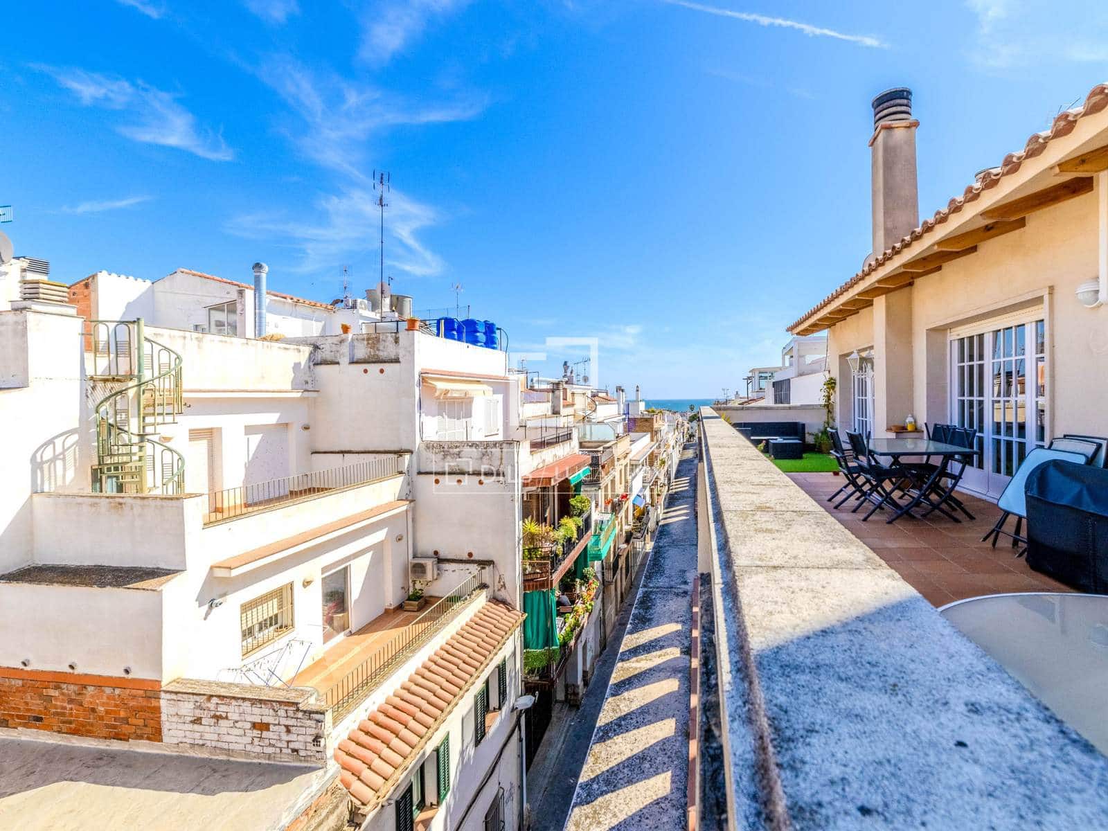 2 slaapkamer Penthouse te koop in Sitges met garage - € 590.000 (Ref: 9703334)