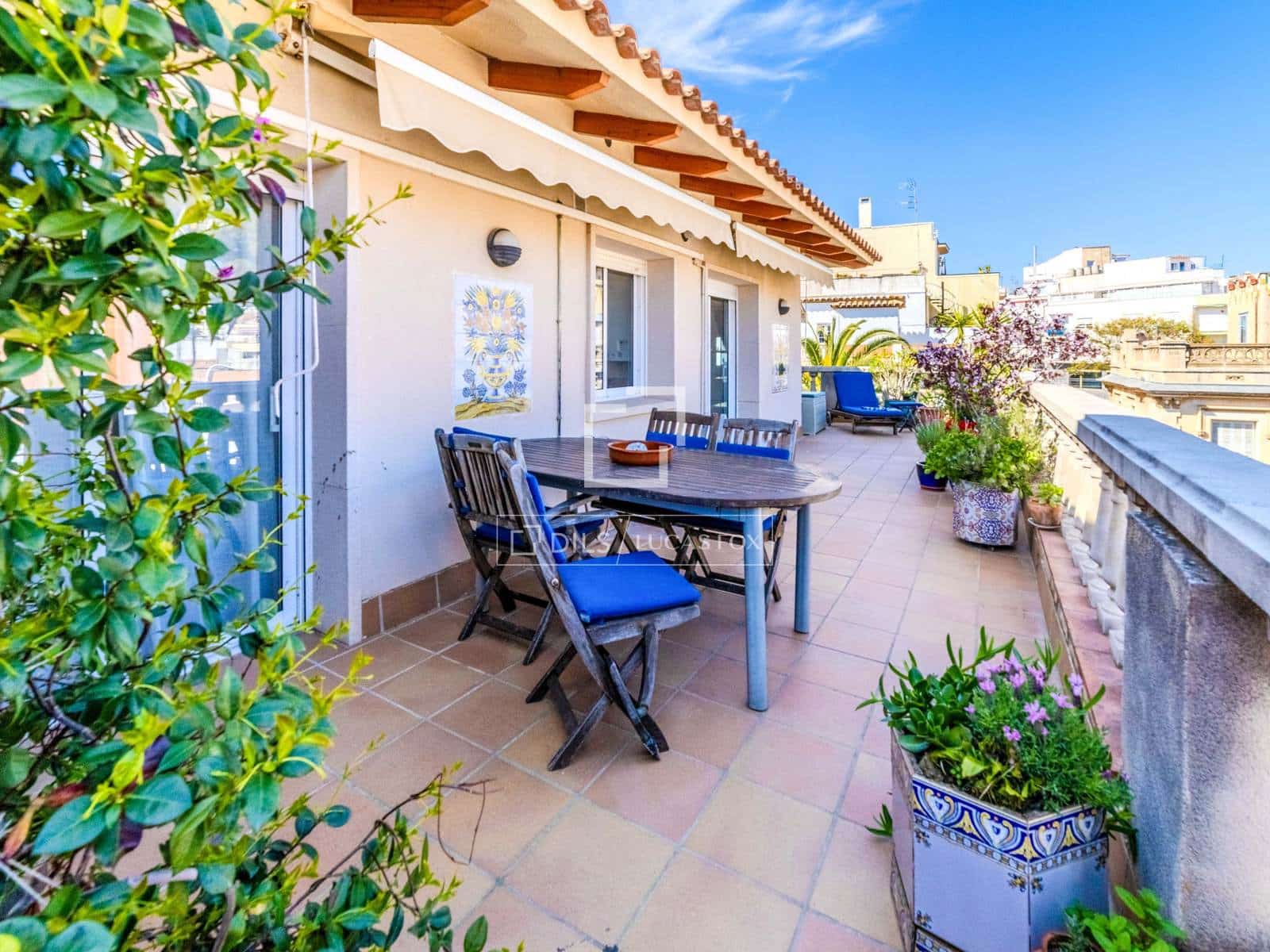 2 slaapkamer Penthouse te koop in Sitges met garage - € 590.000 (Ref: 9703334)