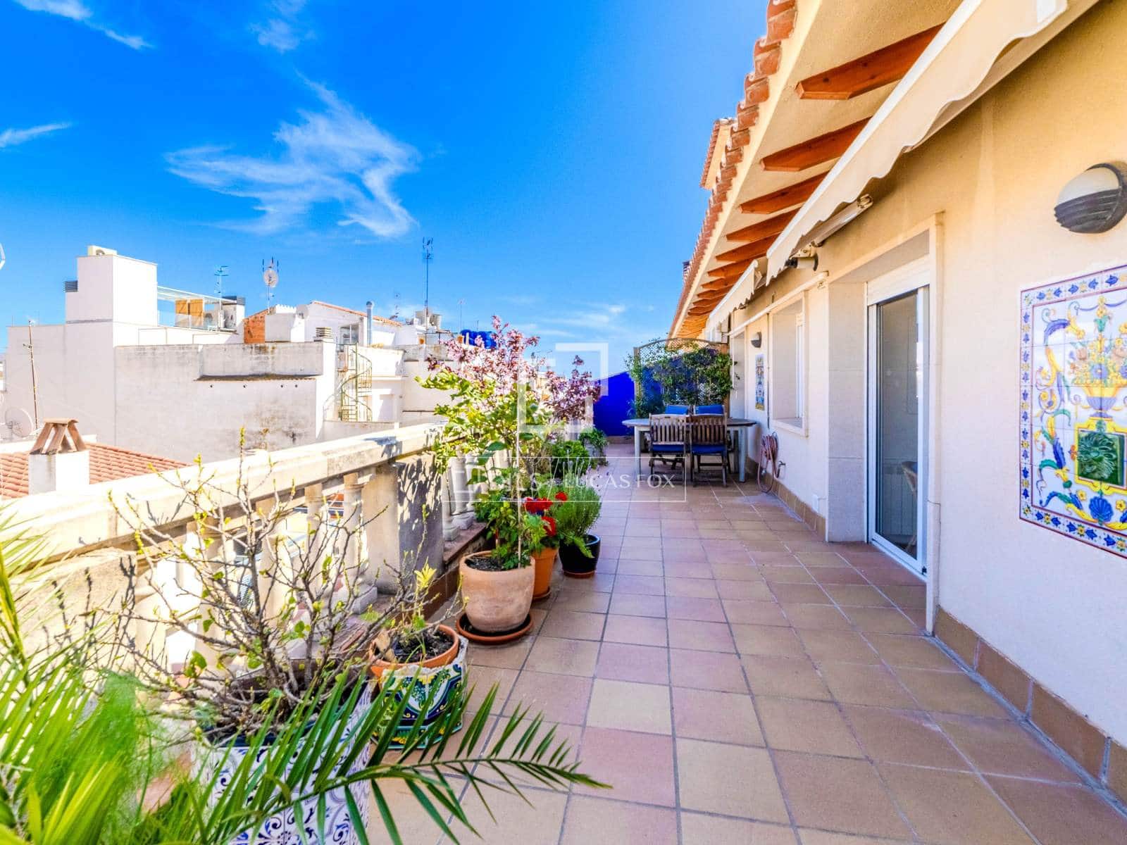 2 slaapkamer Penthouse te koop in Sitges met garage - € 590.000 (Ref: 9703334)