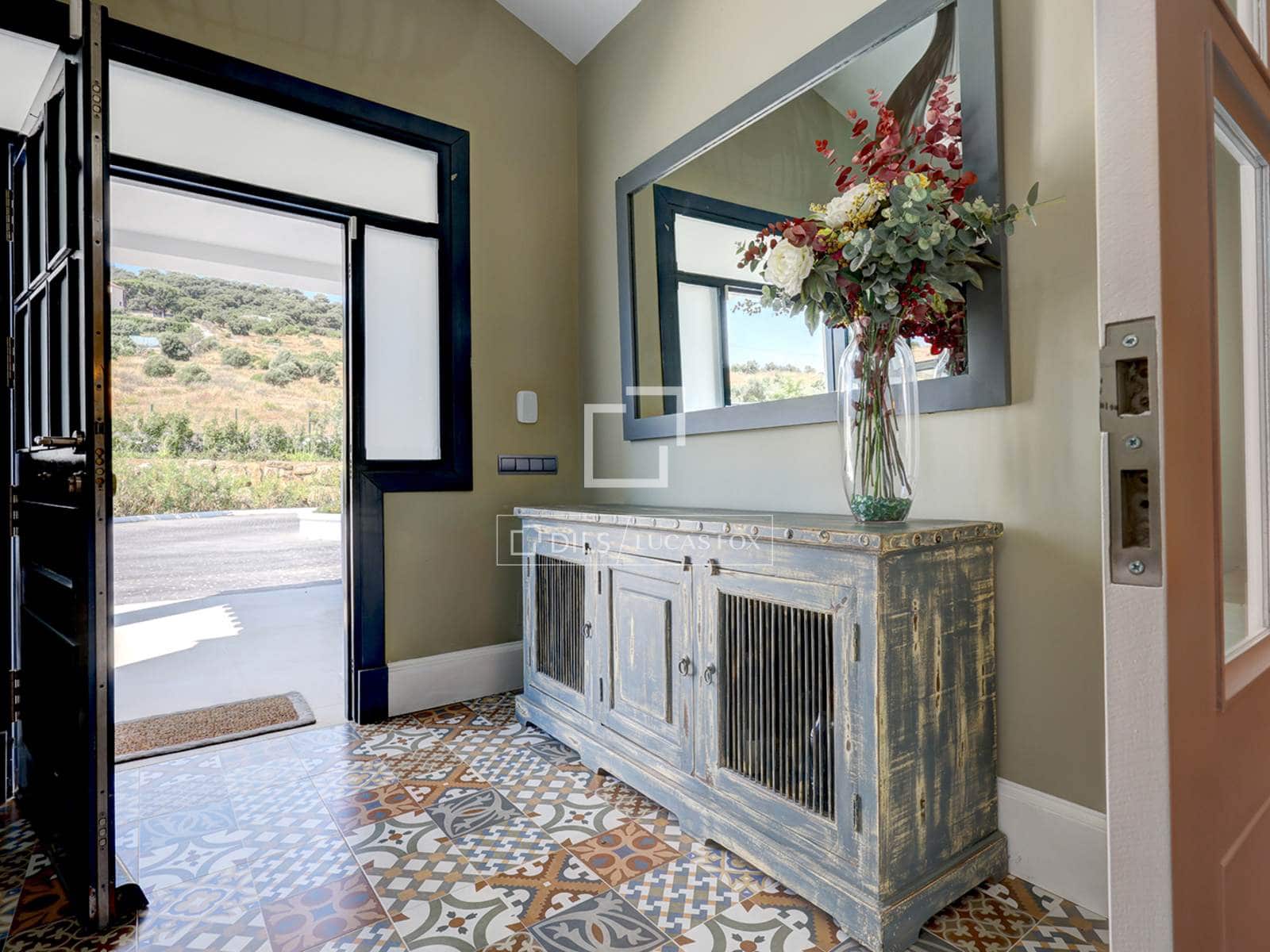 4 quarto Moradia para venda em Casares com piscina garagem - 2 250 000 € (Ref: 9707654)