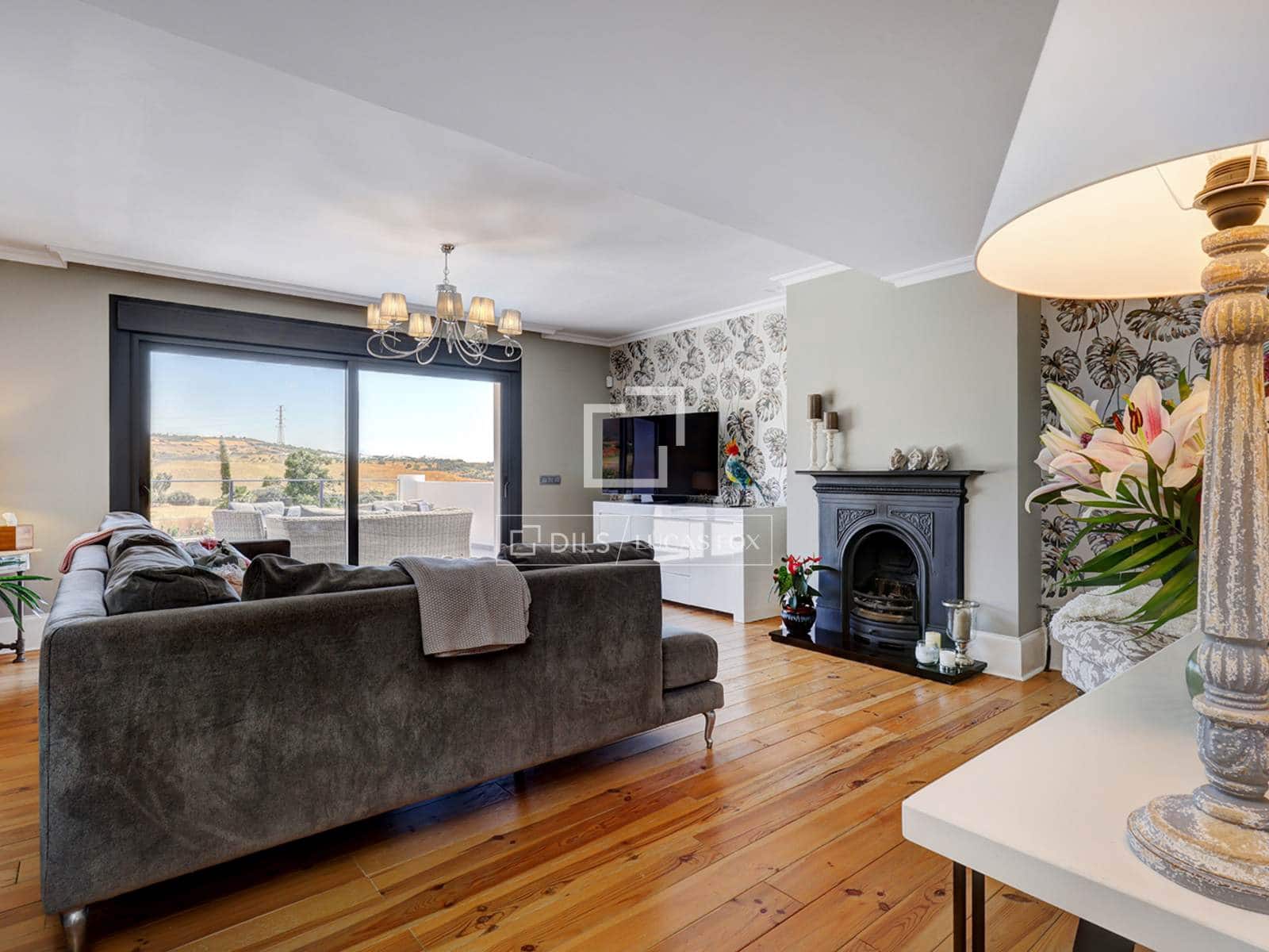 4 quarto Moradia para venda em Casares com piscina garagem - 2 250 000 € (Ref: 9707654)