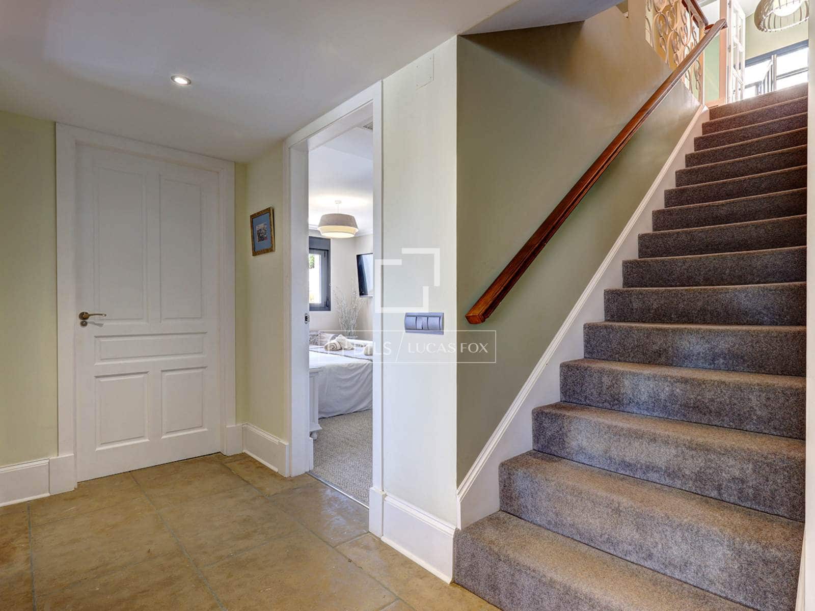 4 quarto Moradia para venda em Casares com piscina garagem - 2 250 000 € (Ref: 9707654)